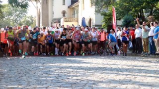 Uluslararası Edirne Maratonu renkli görüntülere sahne oldu