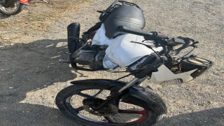 Ehliyetsiz ve plakasız motosiklet kullanan sürücüye 27 bin lira ceza