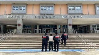 Edirne’de 9 yıl hapis cezasıyla aranan hükümlü yakalanarak, tutuklandı