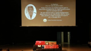 Prof.Dr. Fatih Özçelik, törenle son yolculuğuna uğurlandı