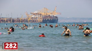 Tekirdağ'da tatilciler mavi bayraklı plajlarda denize girmenin keyfini yaşadı