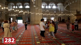 Selimiye Camisi'ne bayramda ziyaretçi ilgisi