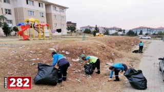 Karadeniz Mahallesi TOKİ bölgesinde çevreye saçılan çöpler temizlendi
