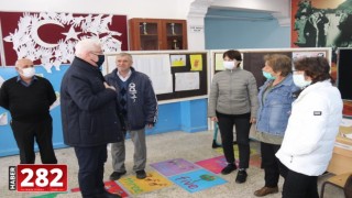 Başkan Yüksel Bulgaristan seçimleri için oy kullanılan okulları ziyaret etti