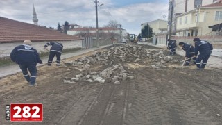 Ergene Belediyesi Deforme Olan Yolları Onarıyor