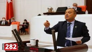 CHP'Lİ VEKİL AYGUN: OKULLARA BİR ÇİVİ BİLE ÇAKMADINIZ!