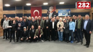 Soydaşlar Saray’da iftarda buluştu Saray’da yaşayan soydaşlar, Cumartesi günü Saray Atatürk Kültür Merkezi’nde düzenlenen iftar yemeğinde buluştu.