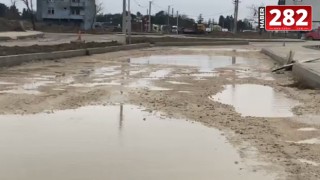 BİTMEK BİLMEYEN YAPILAMAYAN OKUL YOLU