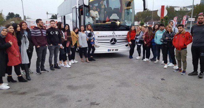 Marmaraereğlisi Belediyesi, Meslek Yüksekokulu Öğrencilerini Atamızla Buluşturdu